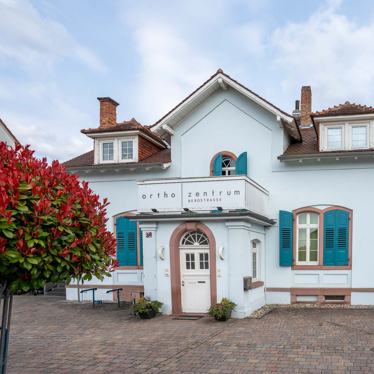 Außenansicht des Orthozentrum Bergstraße