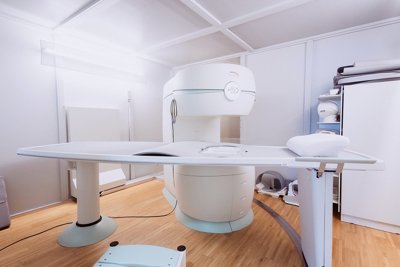 Offenes MRT im Orthozentrum Bergstraße