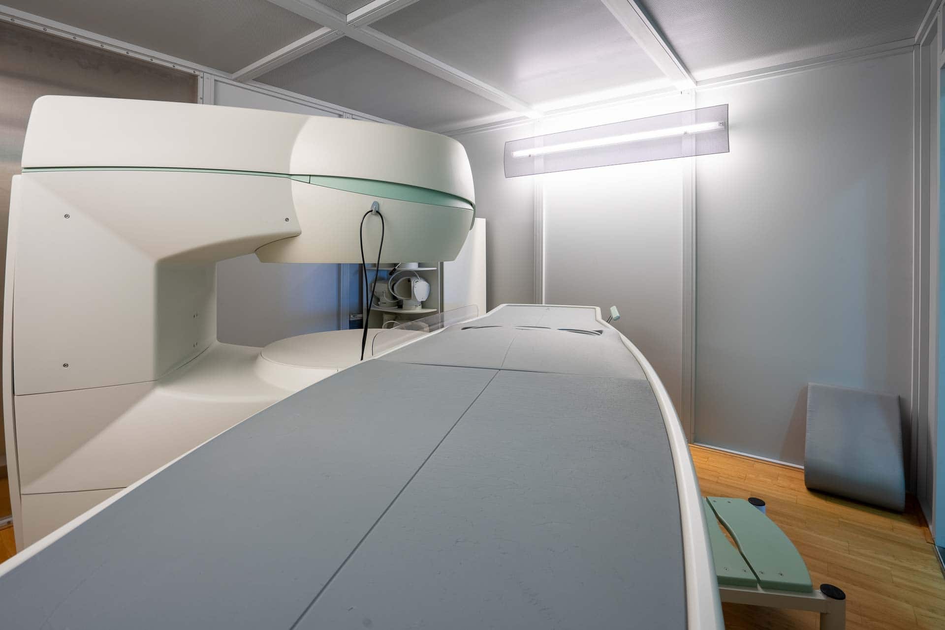 Offenes MRT im Orthozentrum Bergstraße